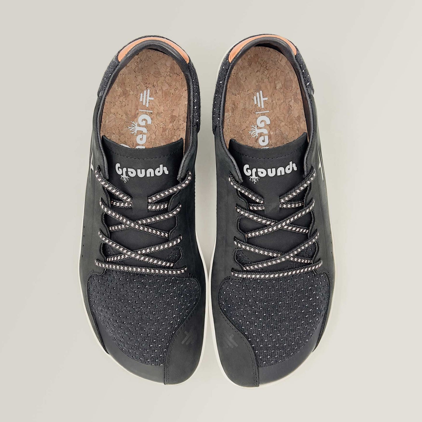 Midnight-Groundz_Bios_barefoot_grounding_sneakers