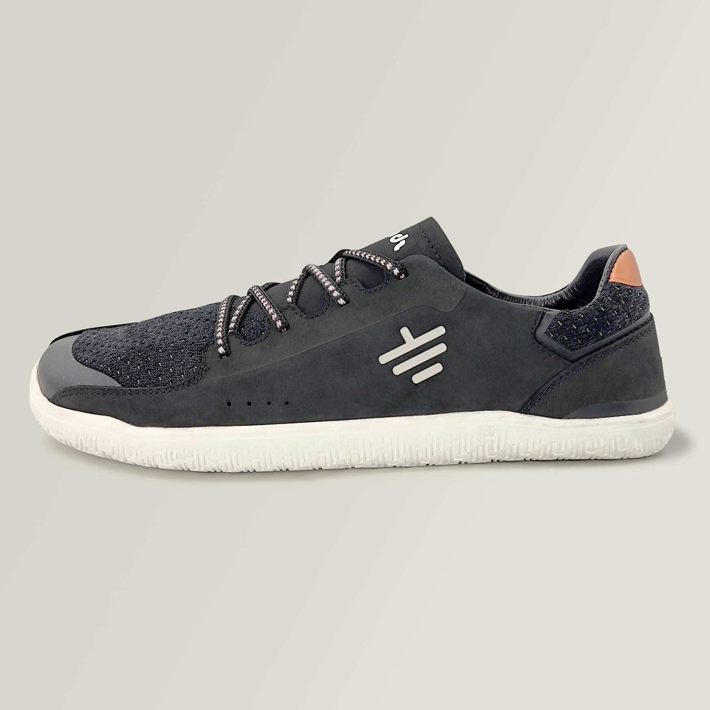 Midnight-Groundz_Bios_barefoot_grounding_sneakers
