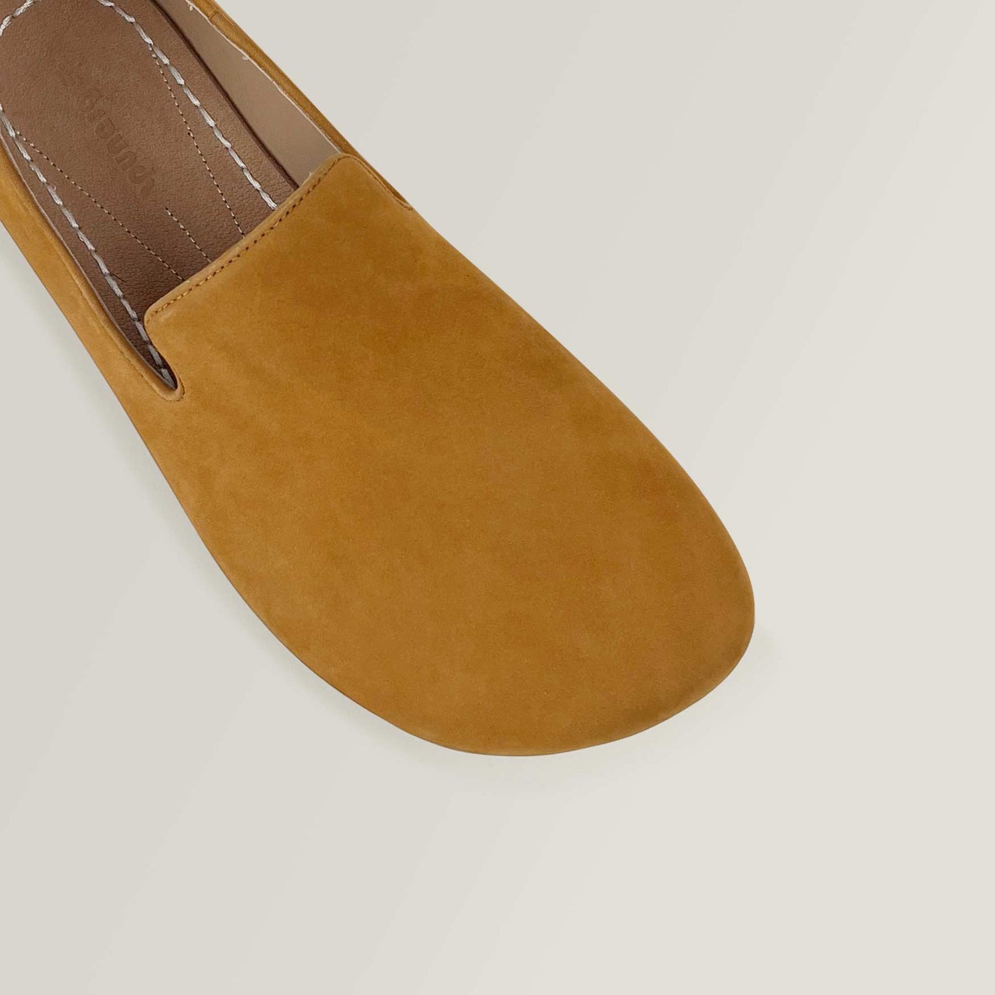 Cinnamon-carbon-mens-slip-on-grounding-shoes