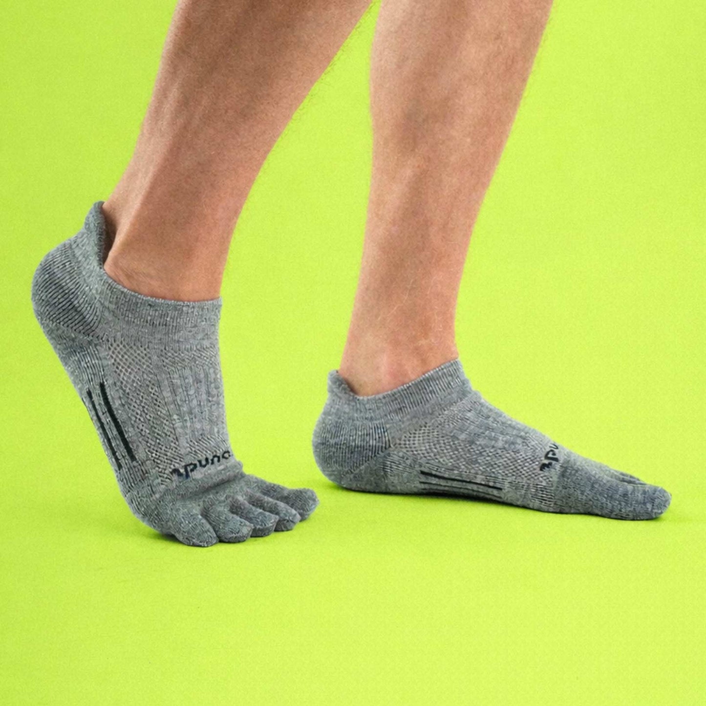 Grey-Groundz_Barefoot_Grounding_Low_Cut_Toe_Sock_men