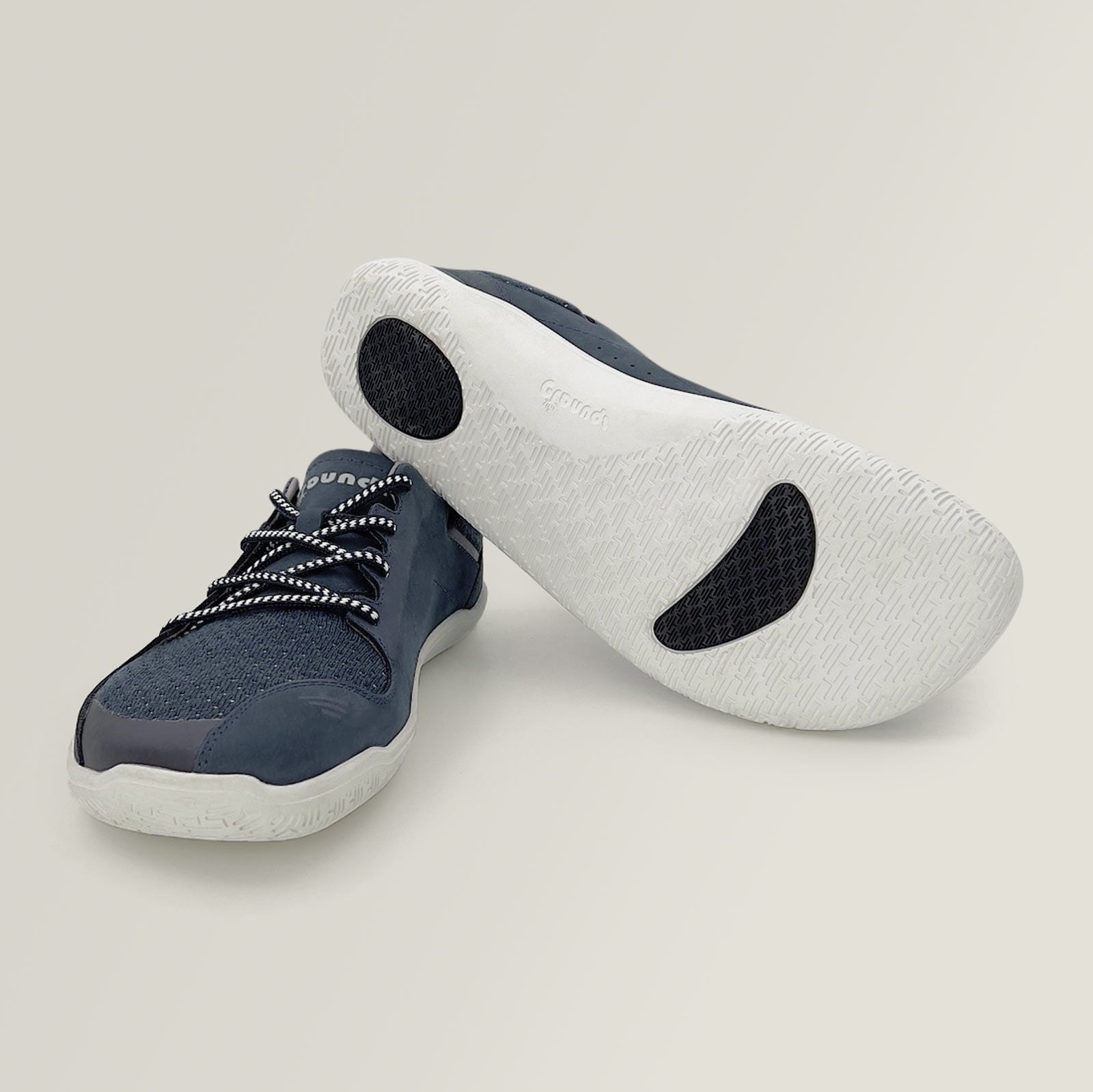 Mens grounding sneakers Slate