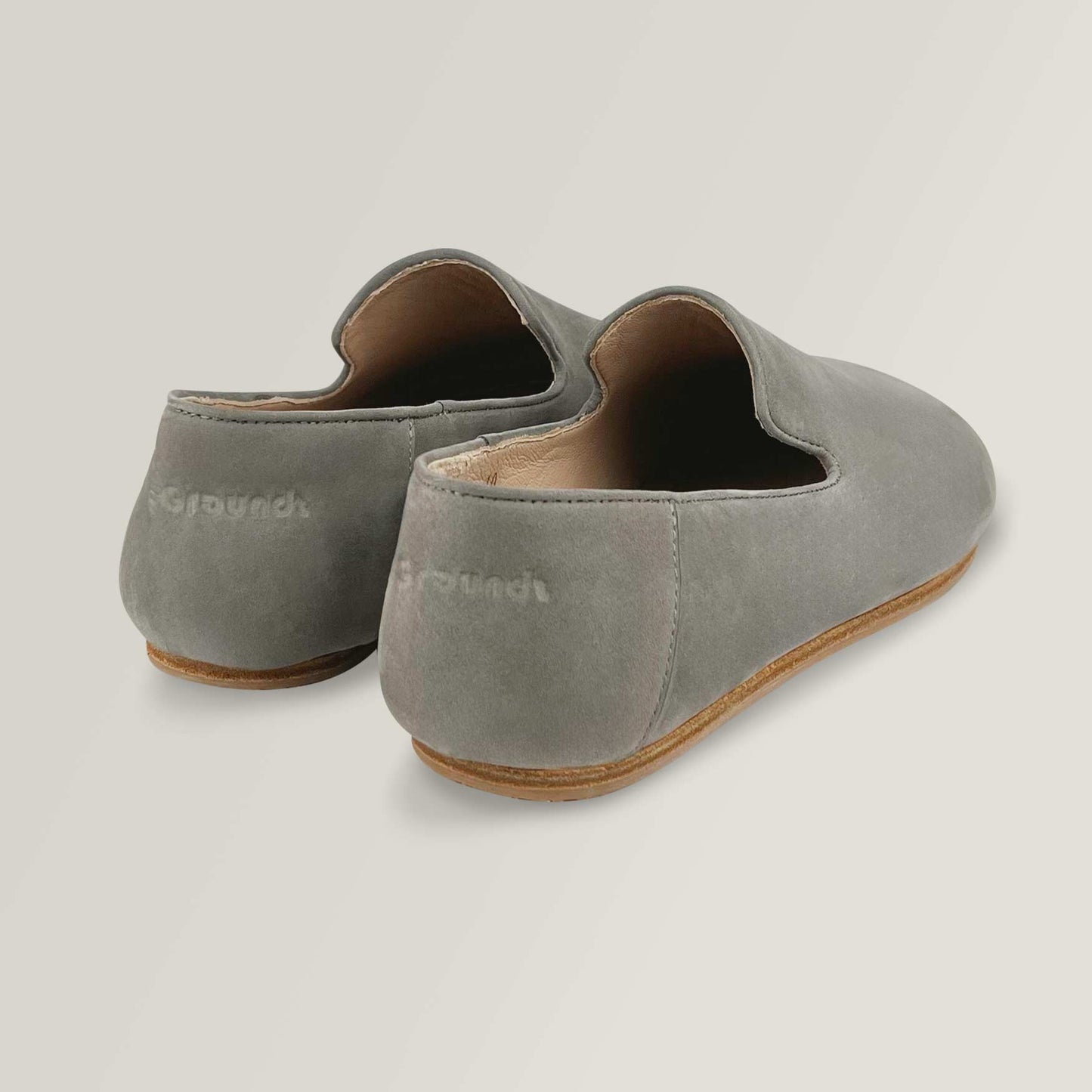 Pewter-carbon-mens-slip-on-grounding-shoes